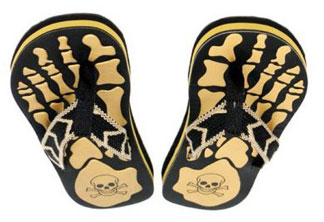 Пантолеты Кости на Пляже