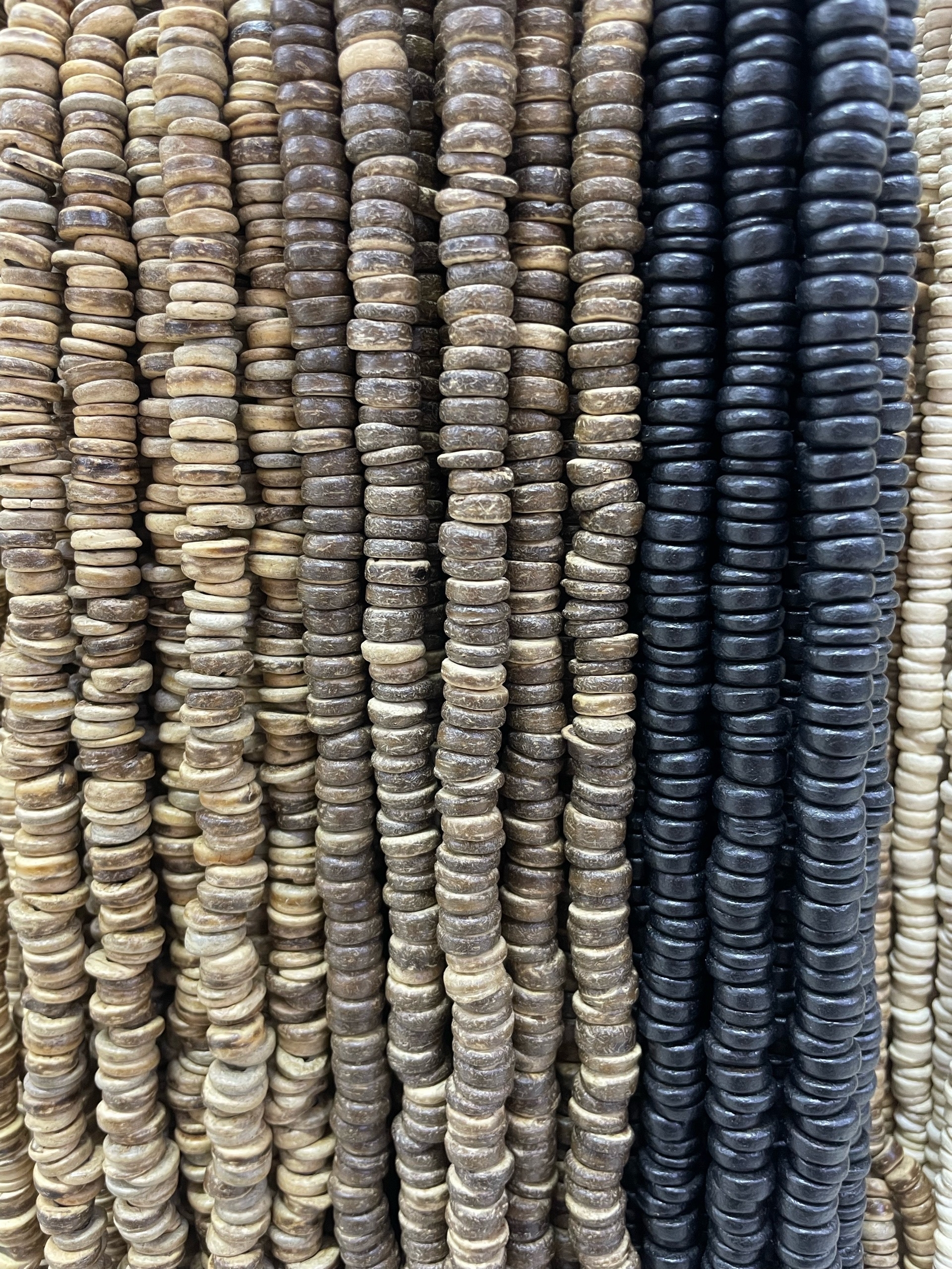 Кокосовые бусины чёрные