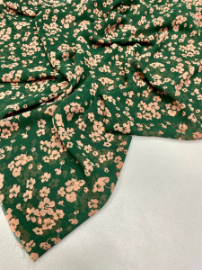 Шифон цветы на зеленом