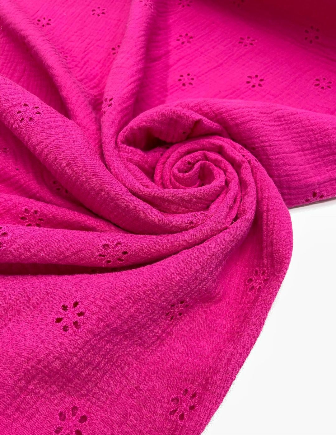 Муслин с вышивкой