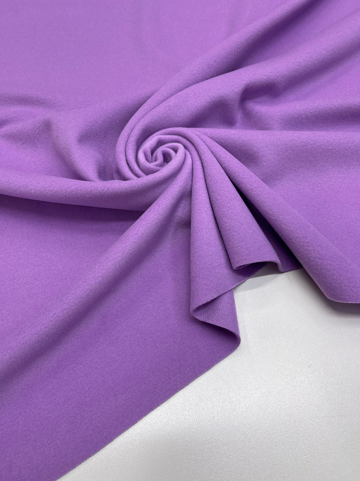 Шерсть снежная мята