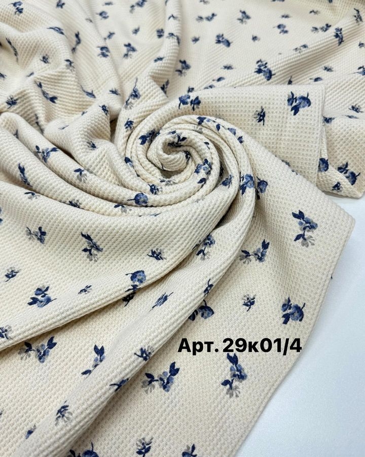 Вафельное полотно синие цветы