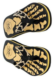 Пантолеты Кости на Пляже