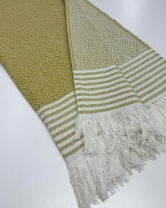 Пике бежевый