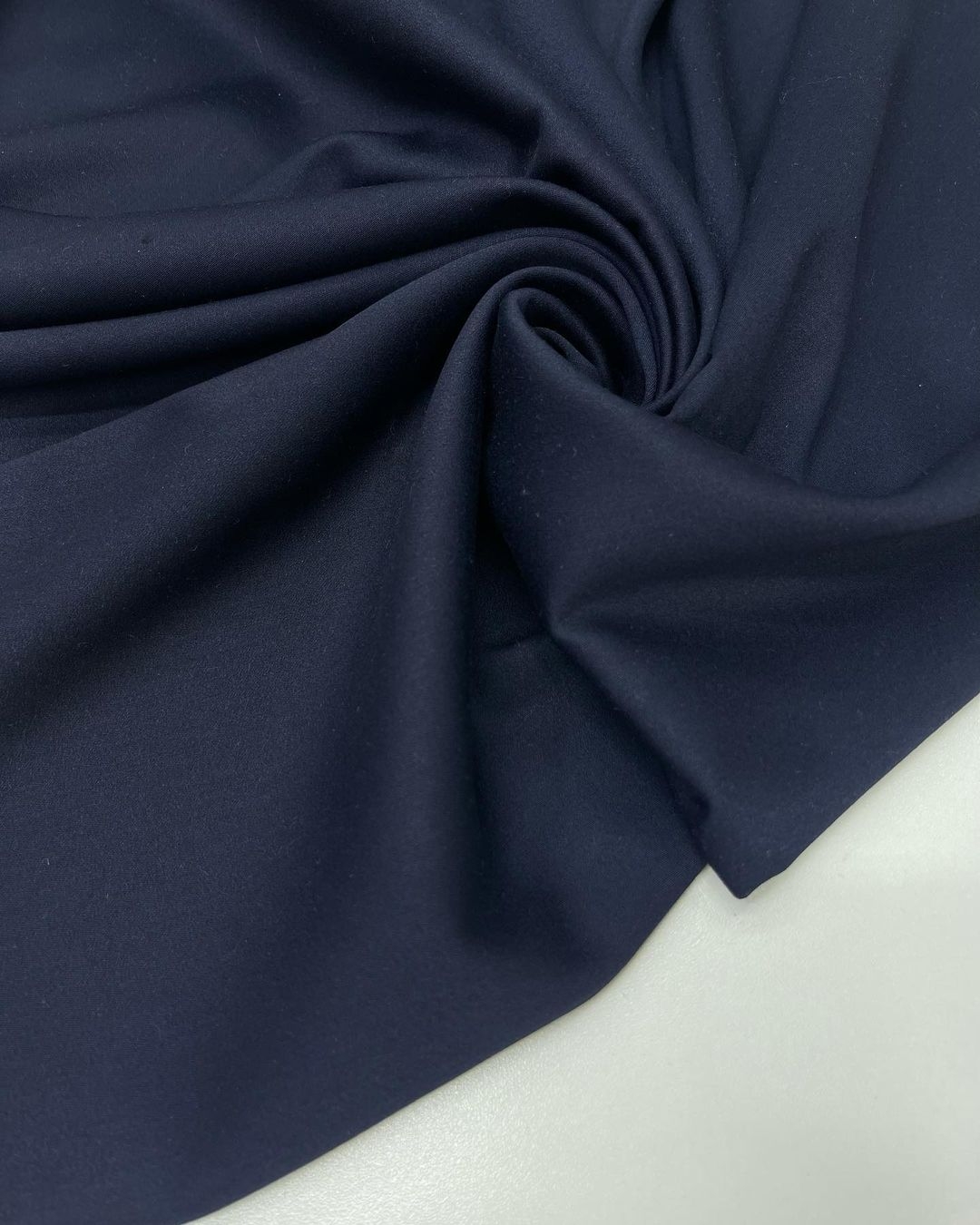 Креп темно-синий