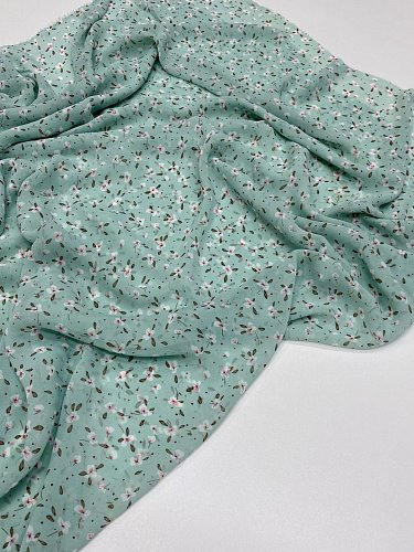 Шифон принт : цветы на зеленом